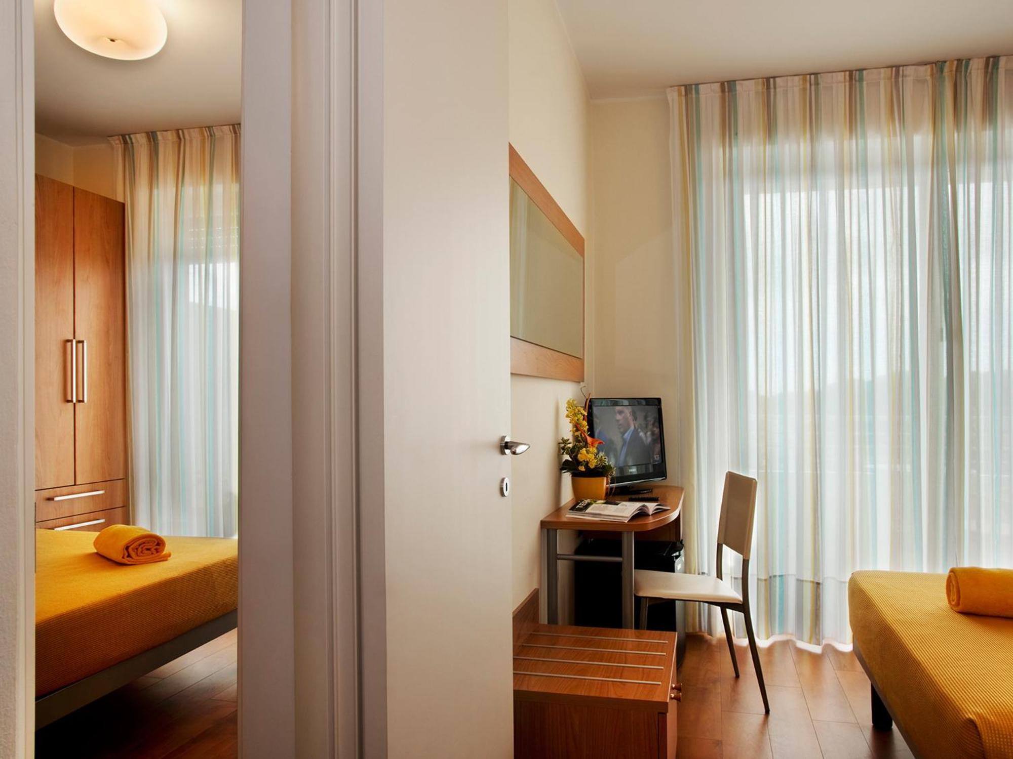 Hotel San Marco Bibione Phòng bức ảnh